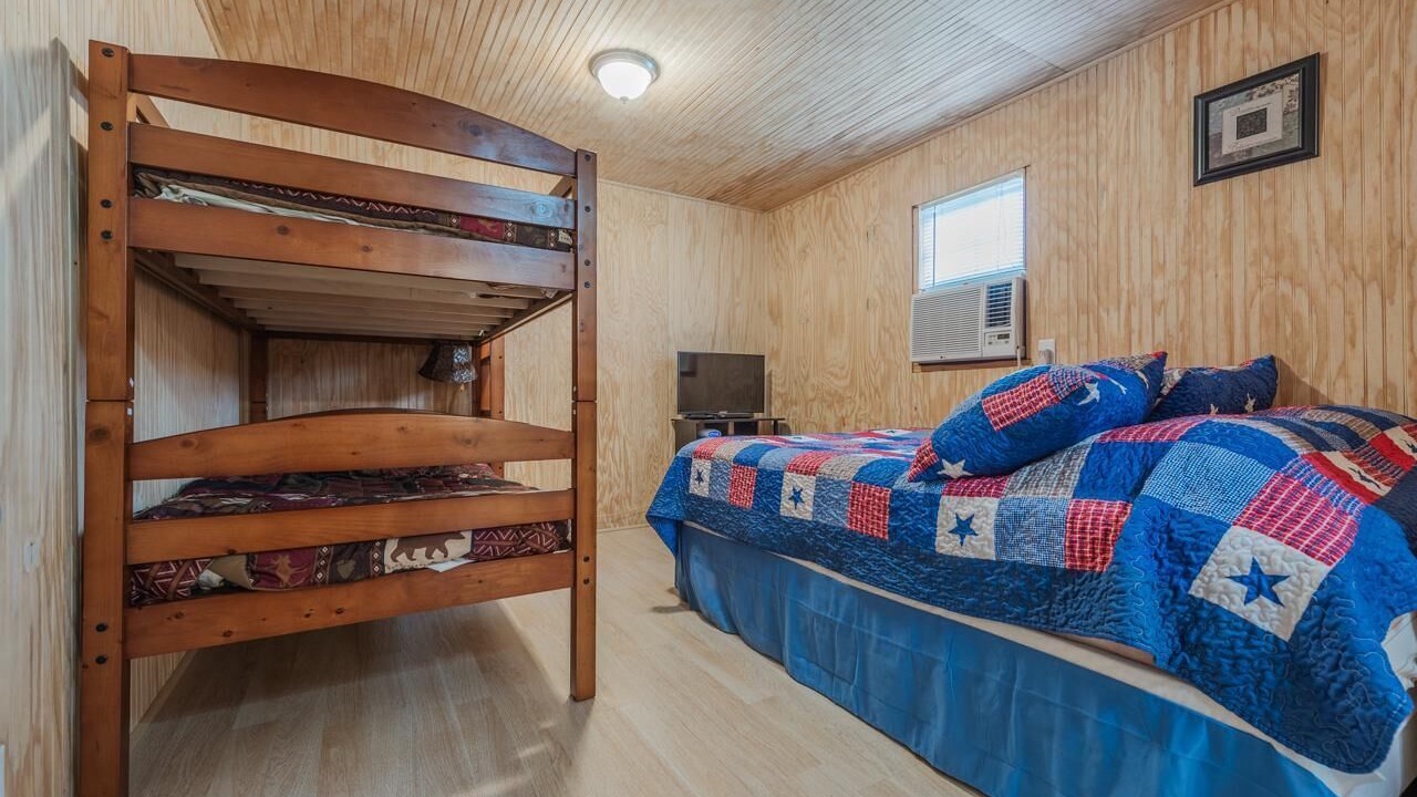 Photo of Bedroom in Saint Joe