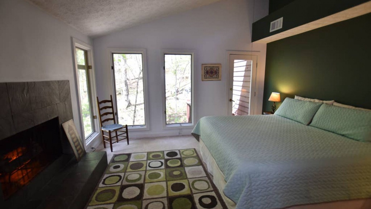 Photo of Bedroom in Demorest