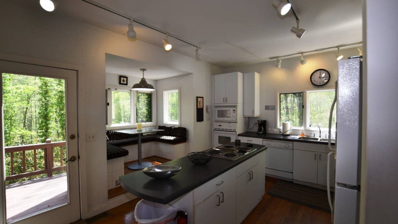 Photo of Kitchen in Demorest