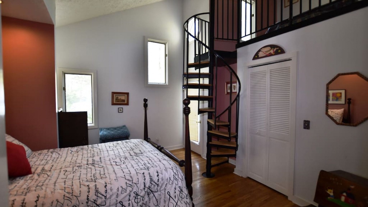 Photo of Bedroom in Demorest
