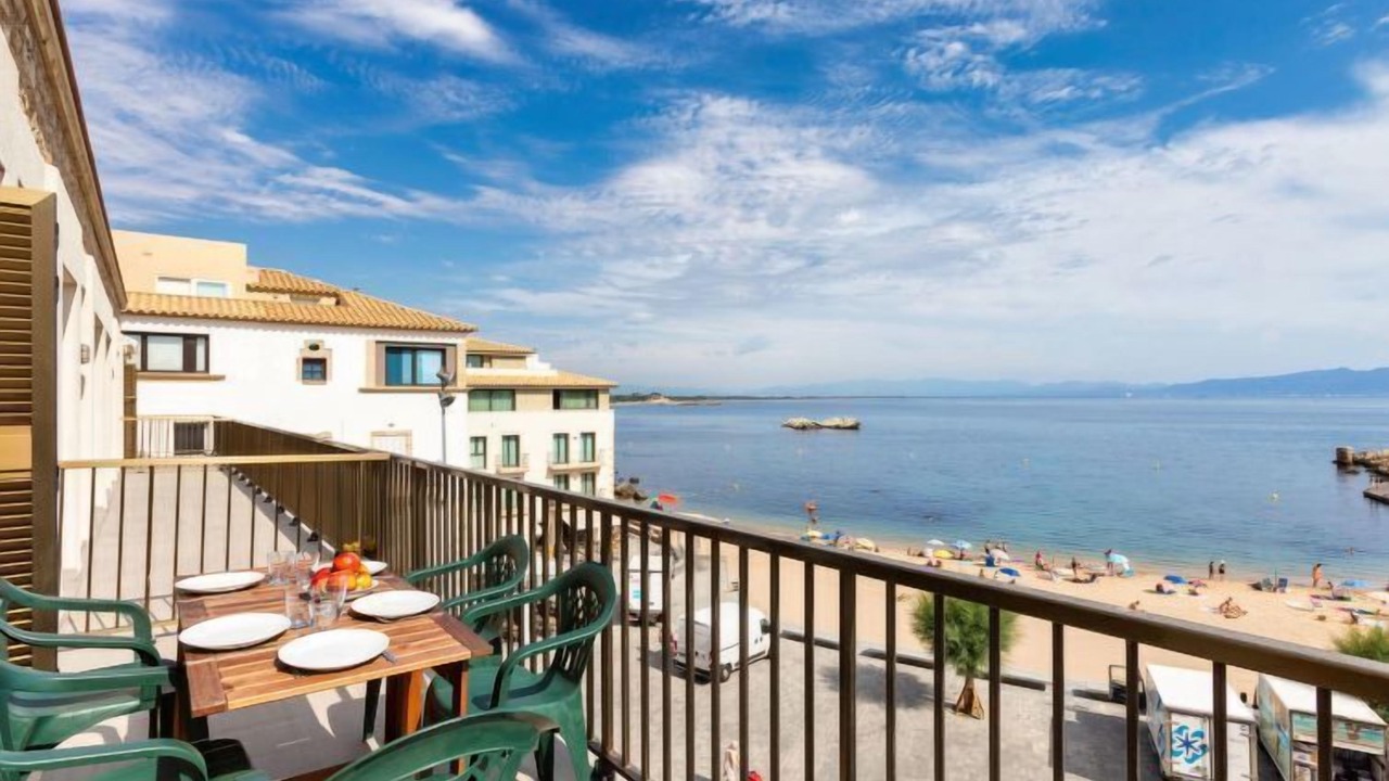 Photo of Others in L'Escala