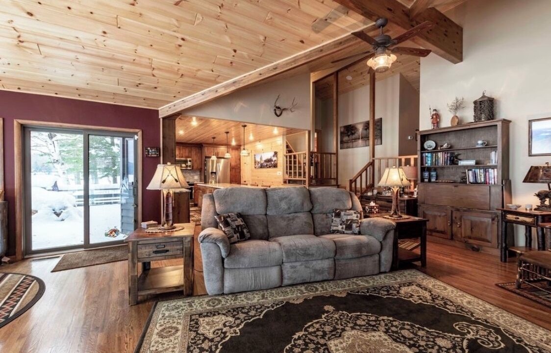 Photo of Livingroom in Town of Webb