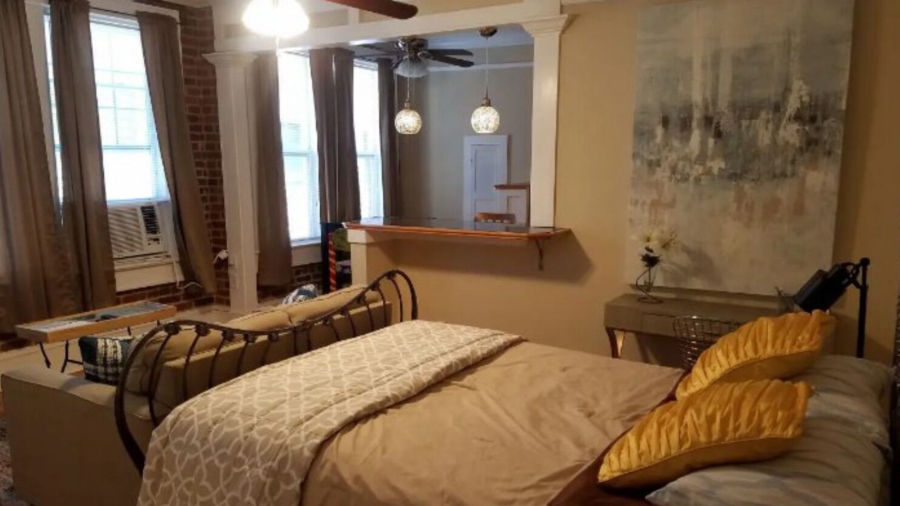 Photo of Bedroom in Midtown