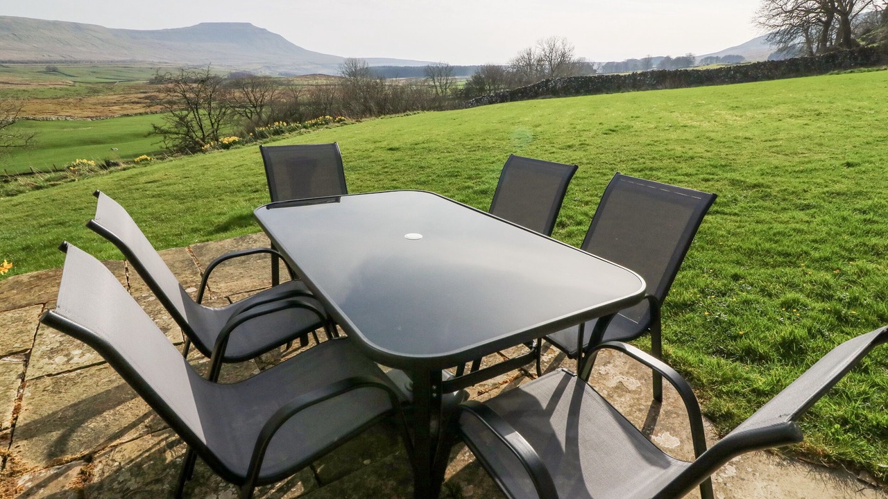 Photo of Outdoor in Fourstones Near Bentham