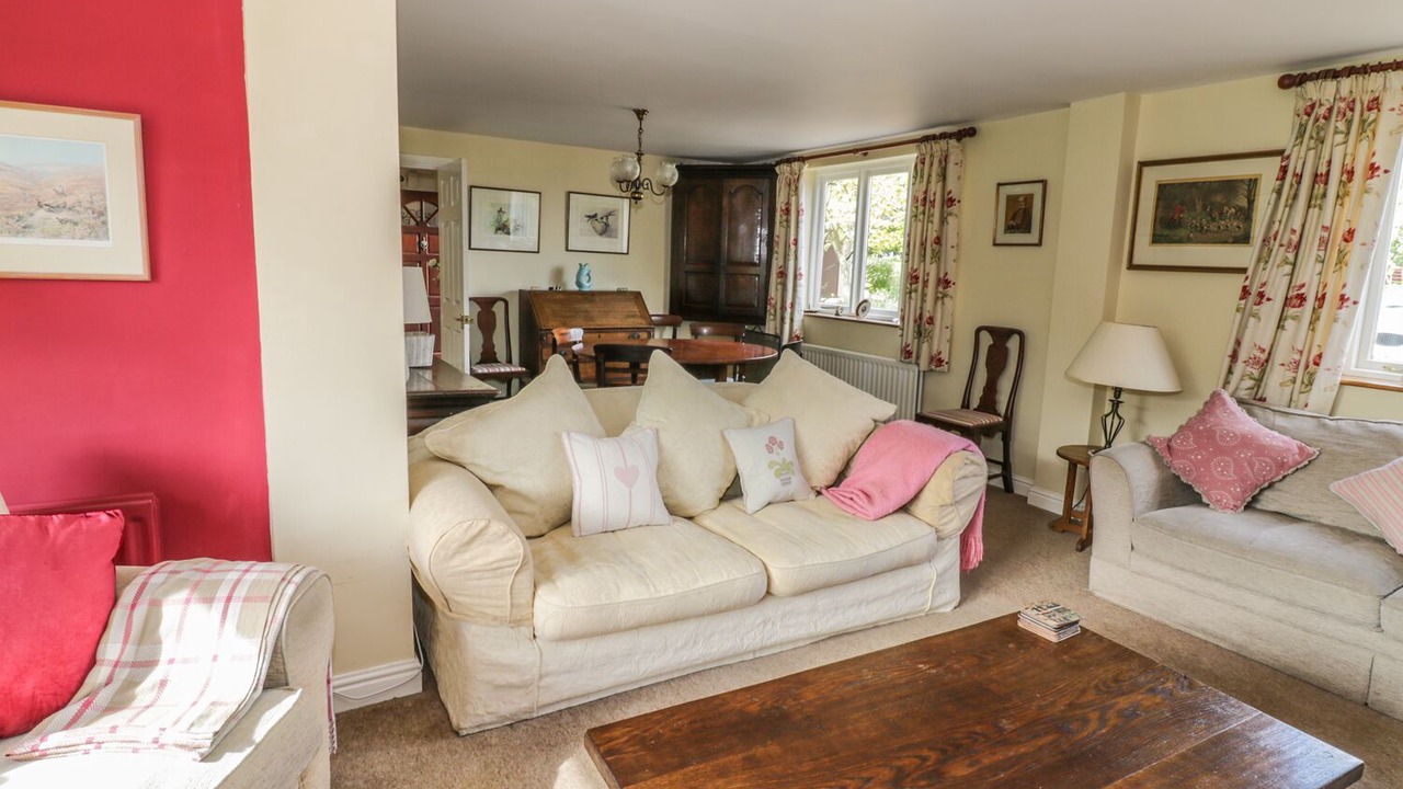 Photo of Livingroom in Stratford-upon-Avon