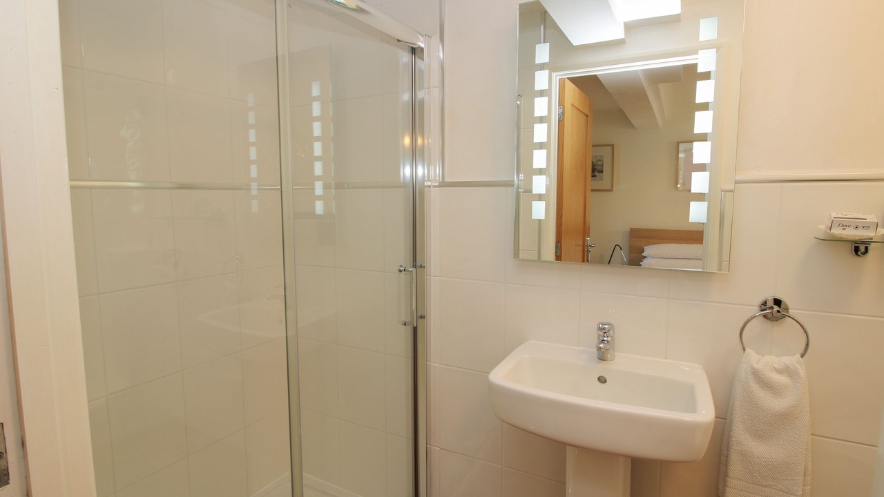 Photo of Bathroom in Longford