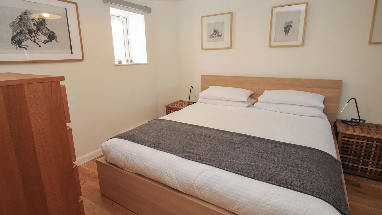 Photo of Bedroom in Longford