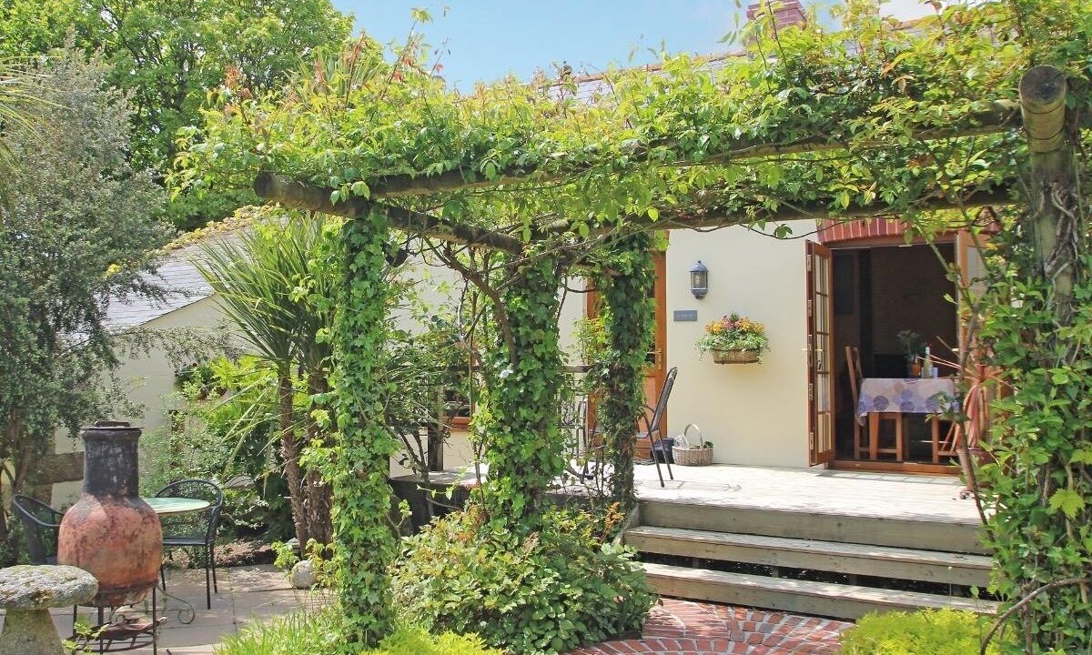 Photo of Outdoor in Mabe