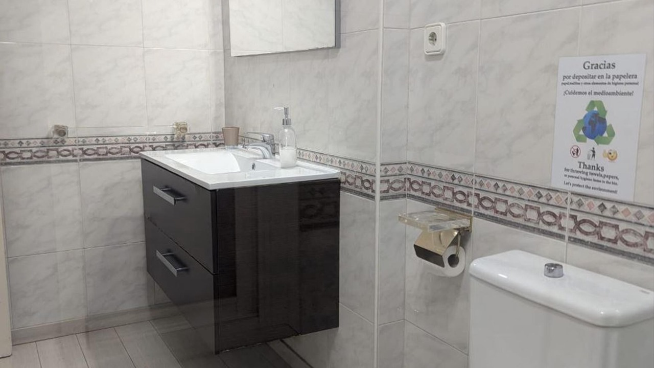Photo of Bathroom in Centro Comercial