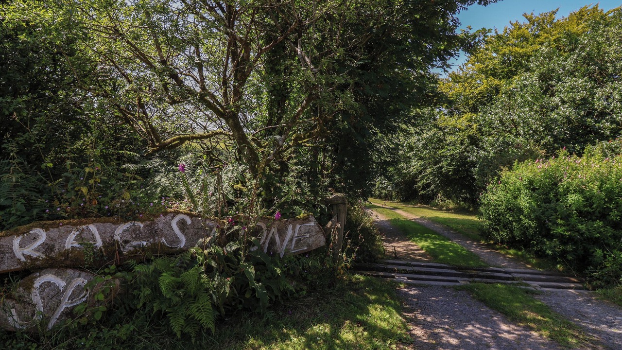 Photo of Outdoor in Lynton