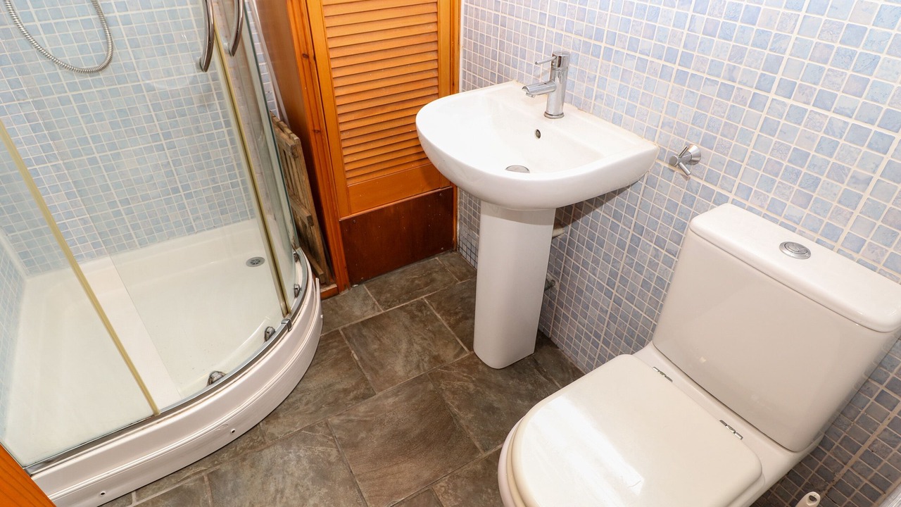 Photo of Bathroom in Haltwhistle