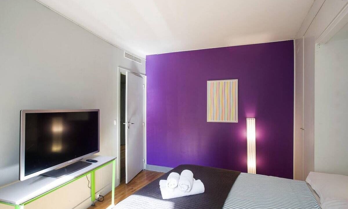 Photo of Bedroom in 8th Arrondissement