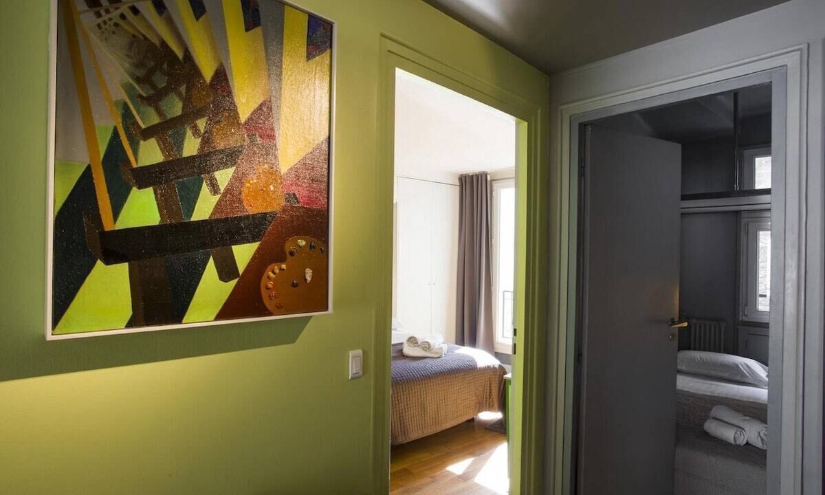 Photo of Bedroom in 8th Arrondissement