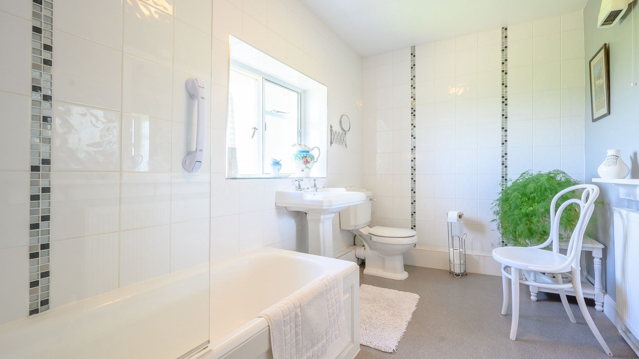 Photo of Bathroom in Kirkby Lonsdale