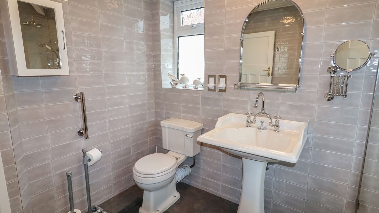 Photo of Bathroom in Ludwel