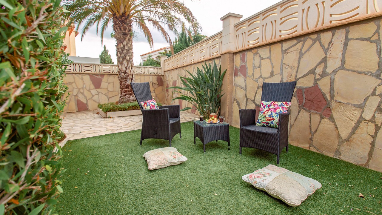 Photo of Patio Balcony in Miami Platja