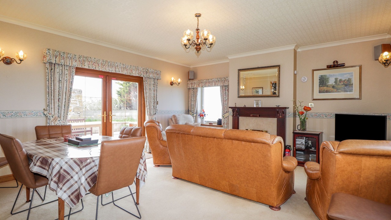 Photo of Livingroom in Buckie