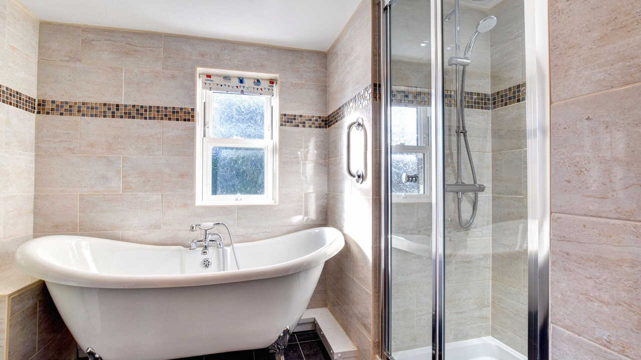 Photo of Bathroom in Chysauster