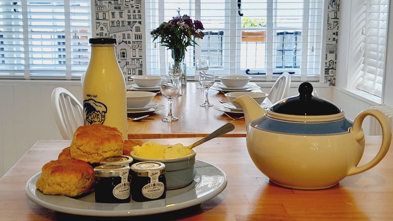 Photo of Others in Hele