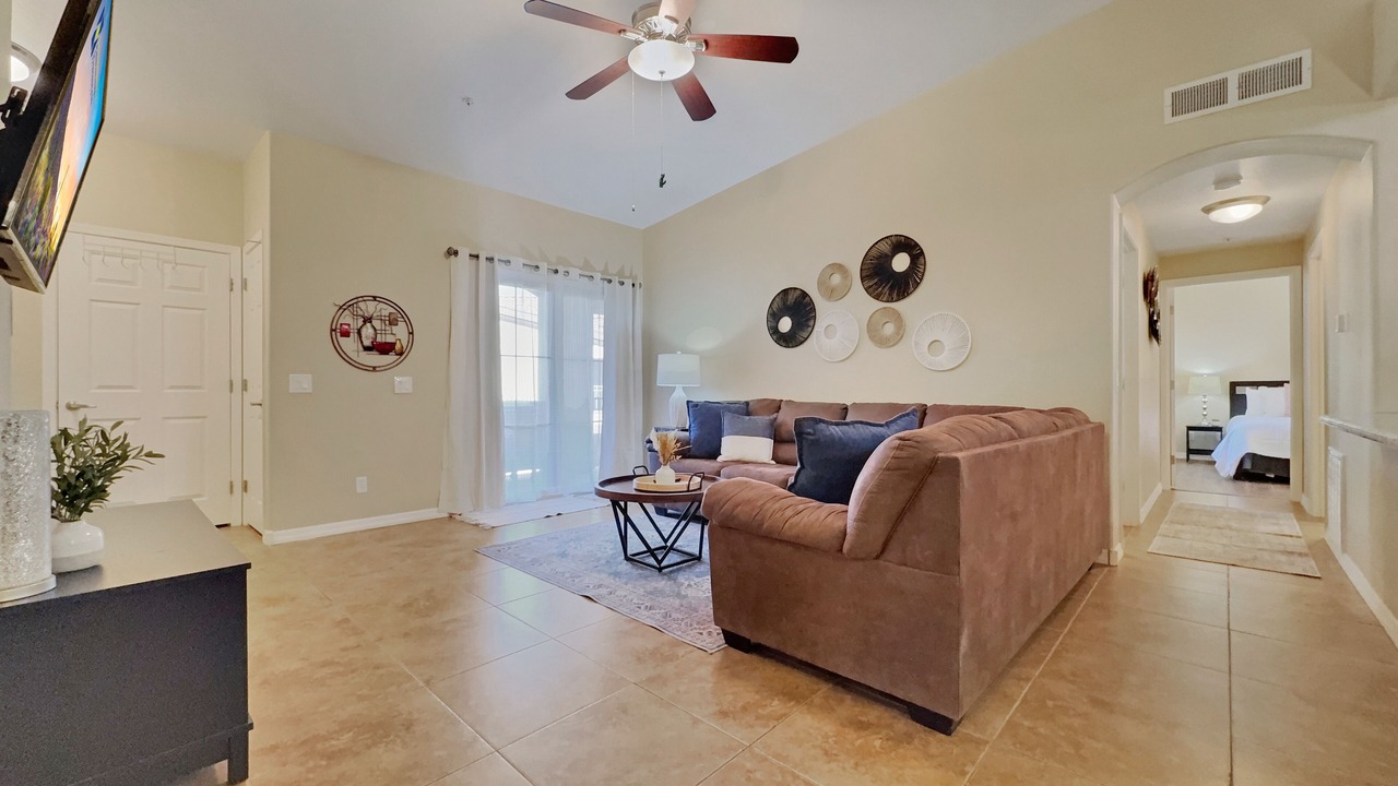 Photo of Livingroom in Parkwood Ranch