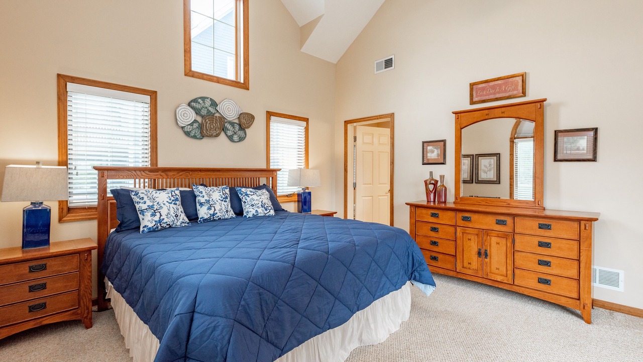 Photo of Bedroom in Waterfront Greens