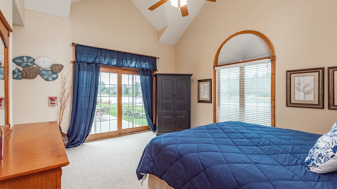 Photo of Bedroom in Waterfront Greens