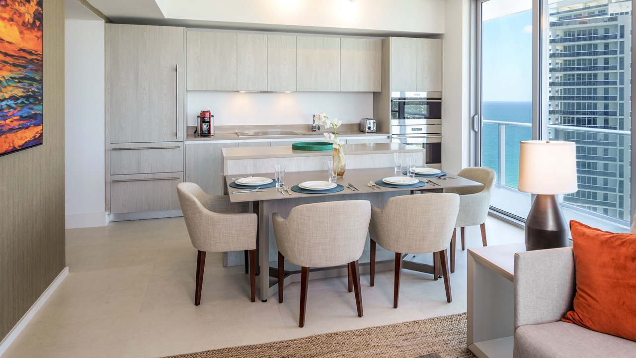 Photo of Others in Hollywood South Central Beach