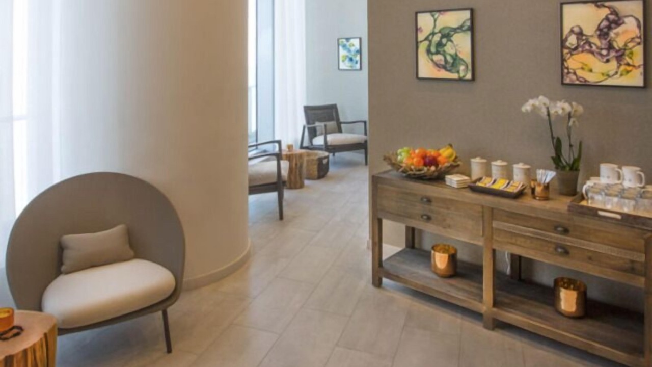 Photo of Others in Hollywood South Central Beach