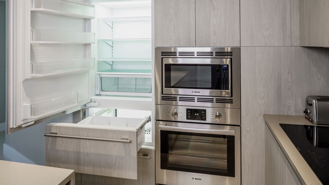 Photo of Kitchen in Hollywood South Central Beach