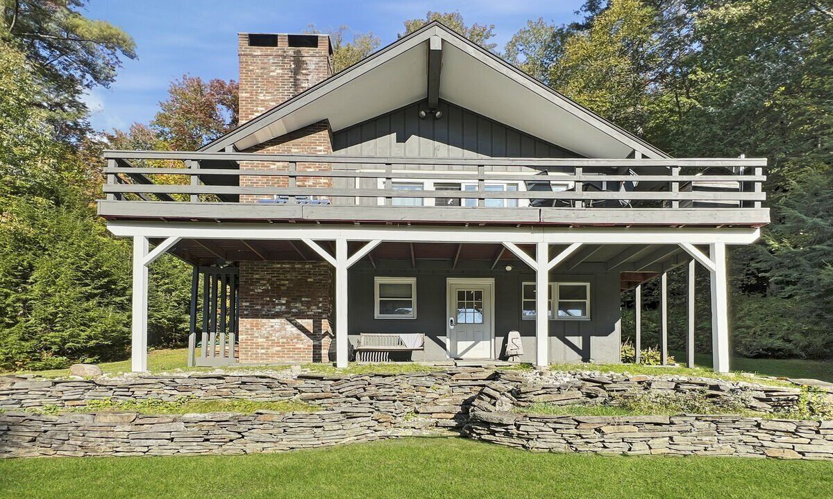 Photo of Outdoor in Pittsfield