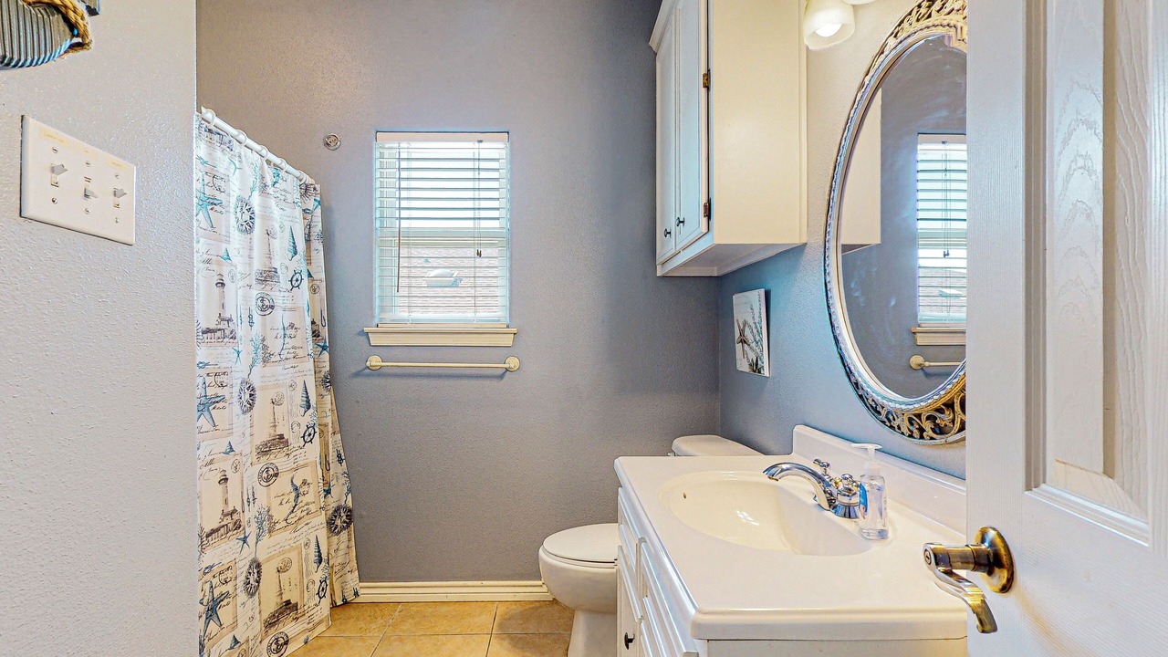 Photo of Bathroom in Port Bolivar