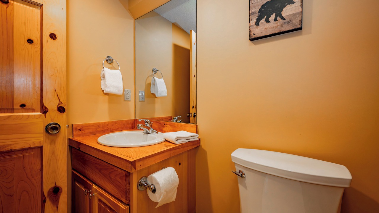 Photo of Bedroom in Mountainside