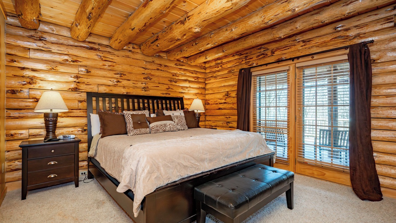 Photo of Bedroom in Mountainside