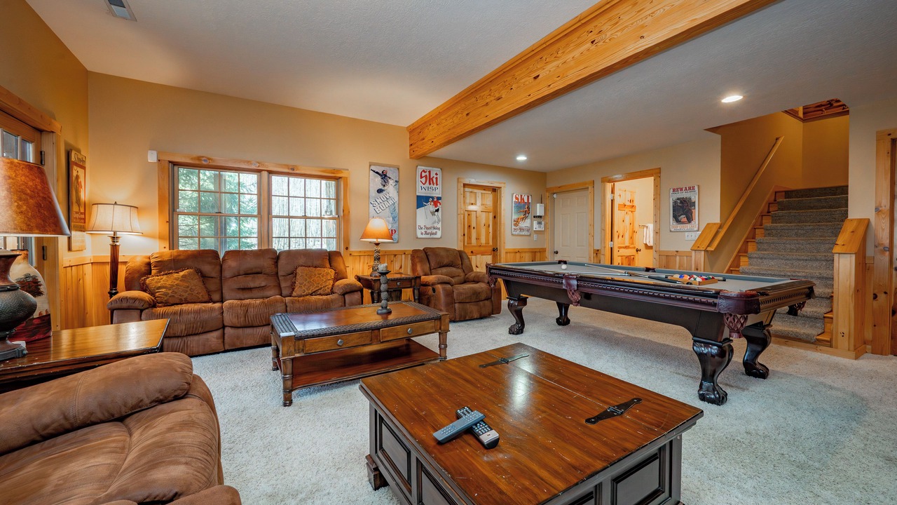 Photo of Bedroom in Mountainside