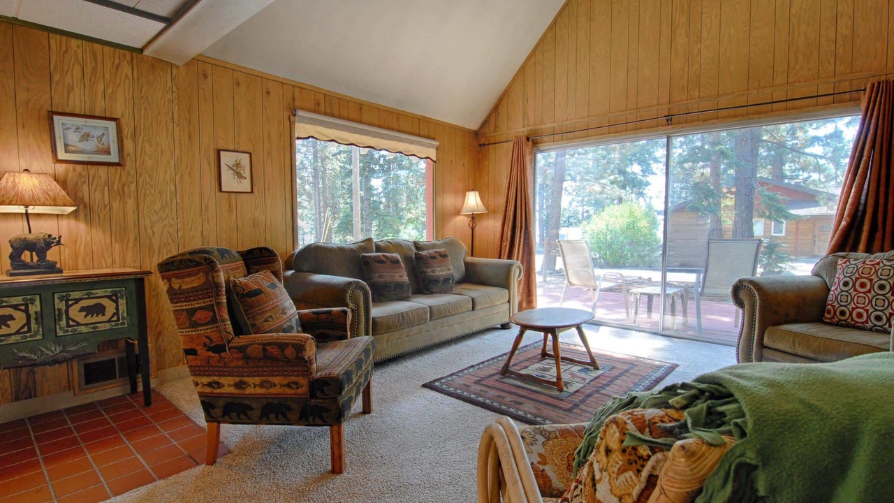 Photo of Livingroom in Tahoe Vista