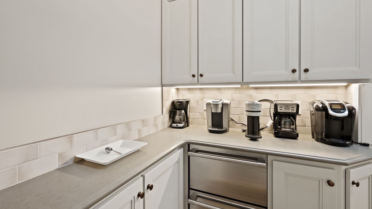 Photo of Kitchen in Debordieu Colony