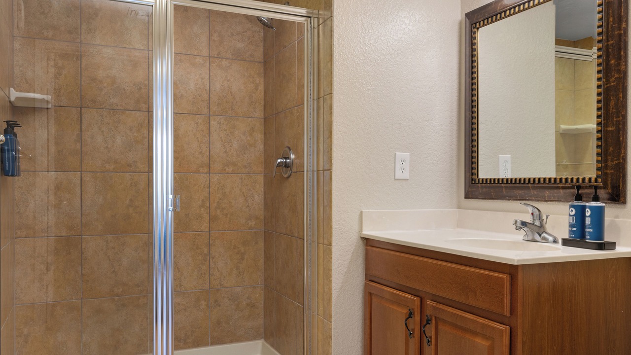 Photo of Bathroom in Bay Lake