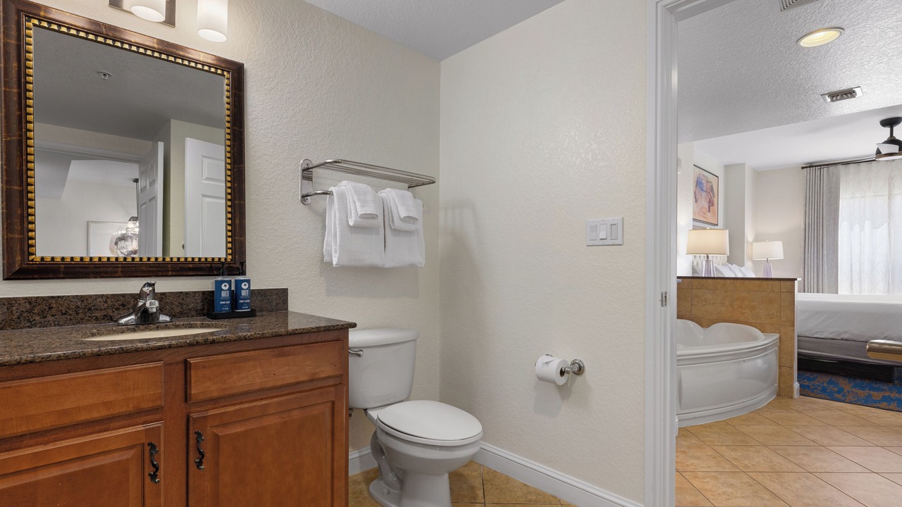 Photo of Bathroom in Bay Lake