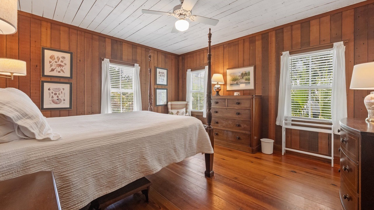 Photo of Bedroom in Debordieu Colony