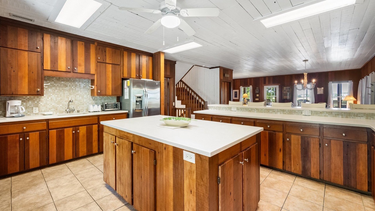 Photo of Kitchen in Debordieu Colony
