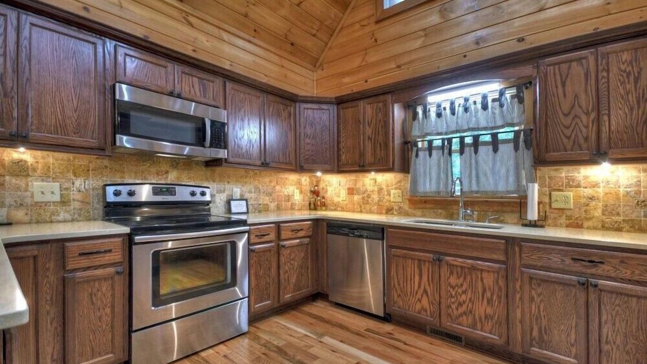 Photo of Kitchen in Mineral Bluff