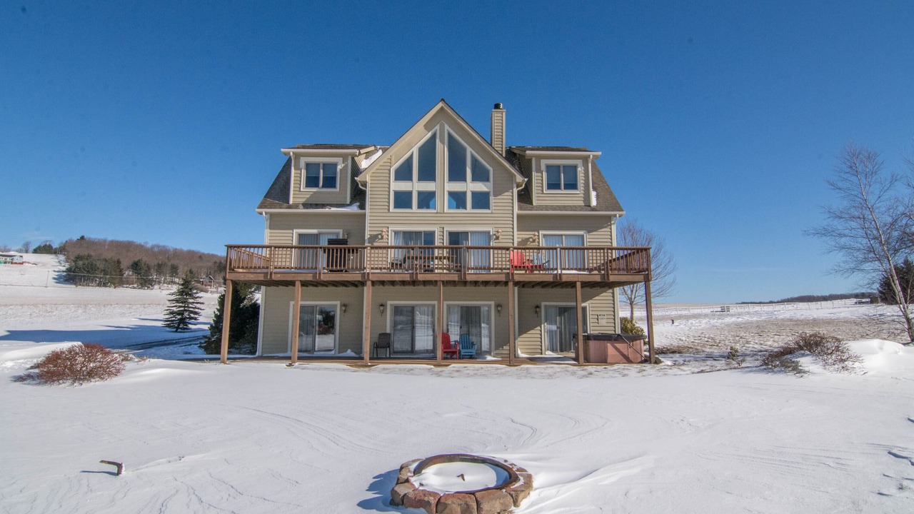 Photo of Outdoor in Waterfront Greens