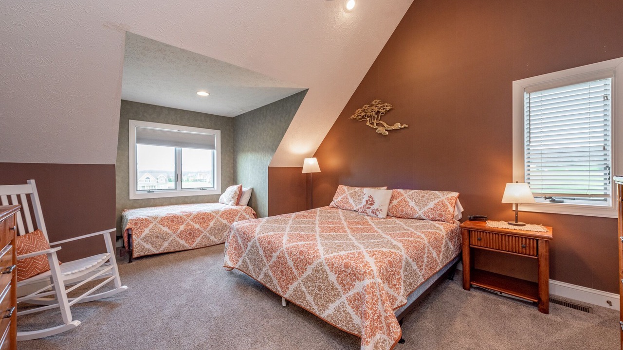 Photo of Bedroom in Waterfront Greens