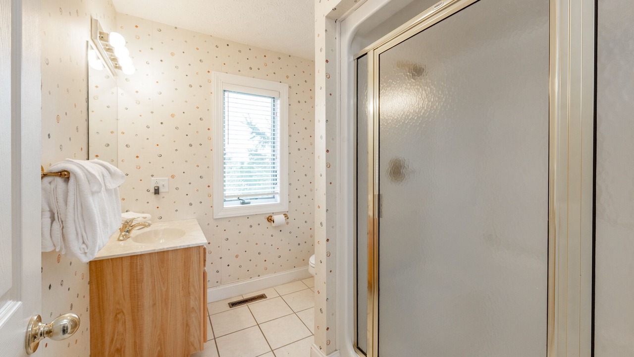 Photo of Bathroom in Waterfront Greens