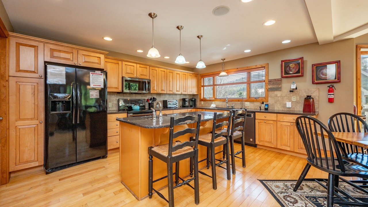 Photo of Kitchen in McHenry