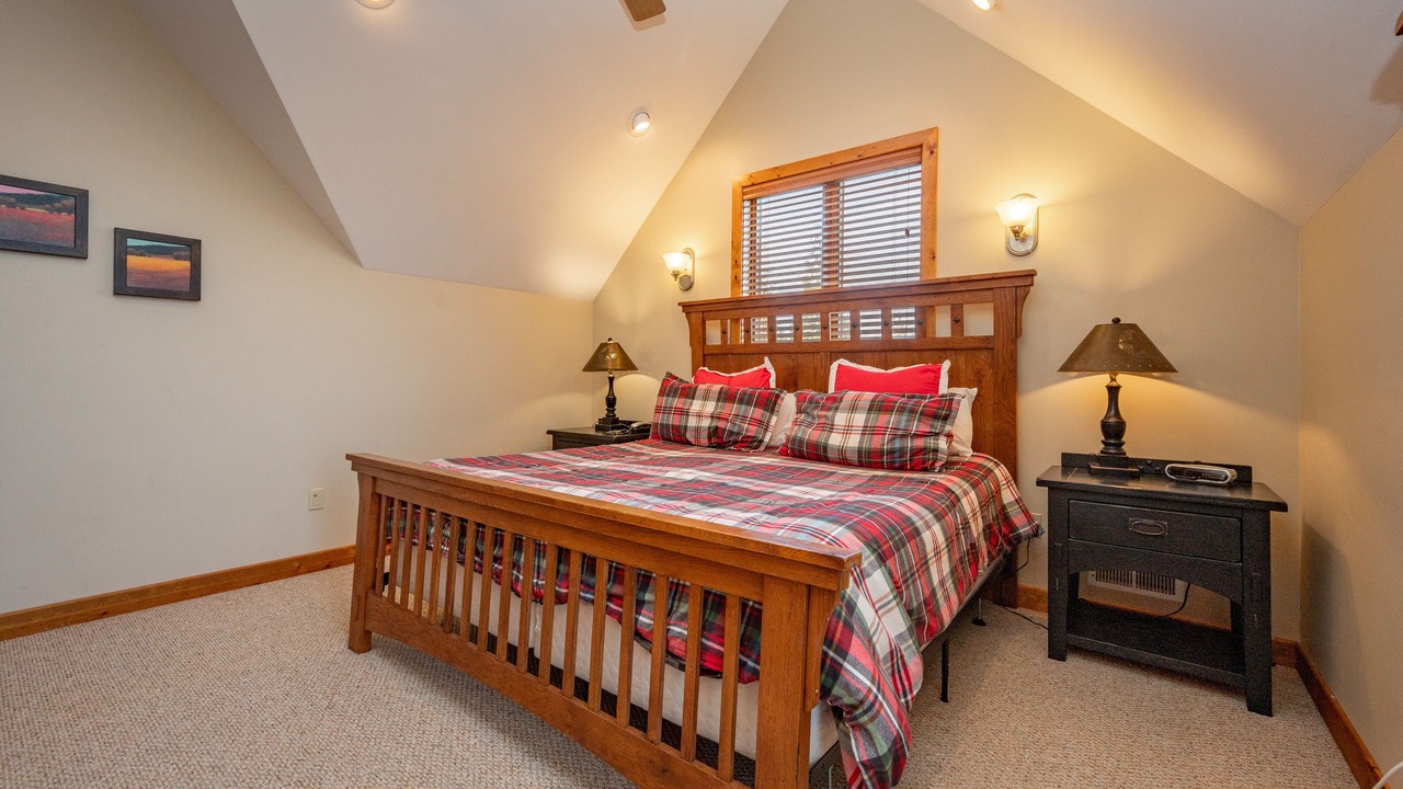 Photo of Bedroom in McHenry