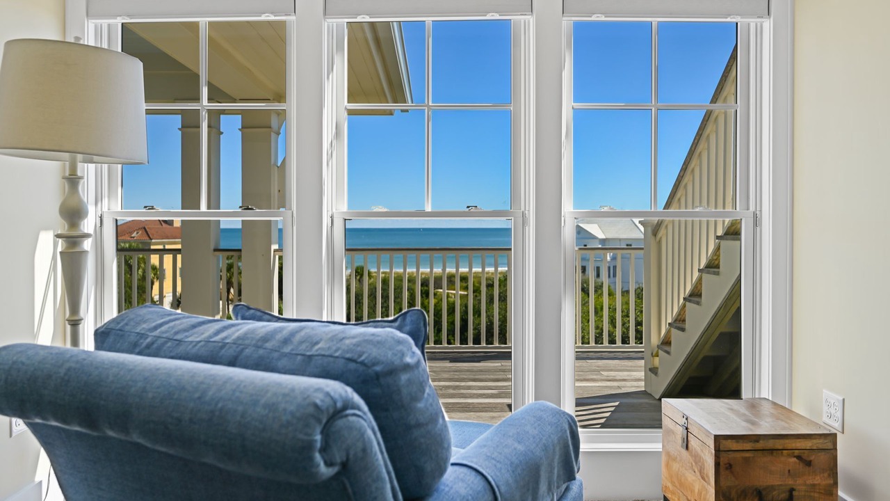 Photo of Livingroom in Debordieu Colony