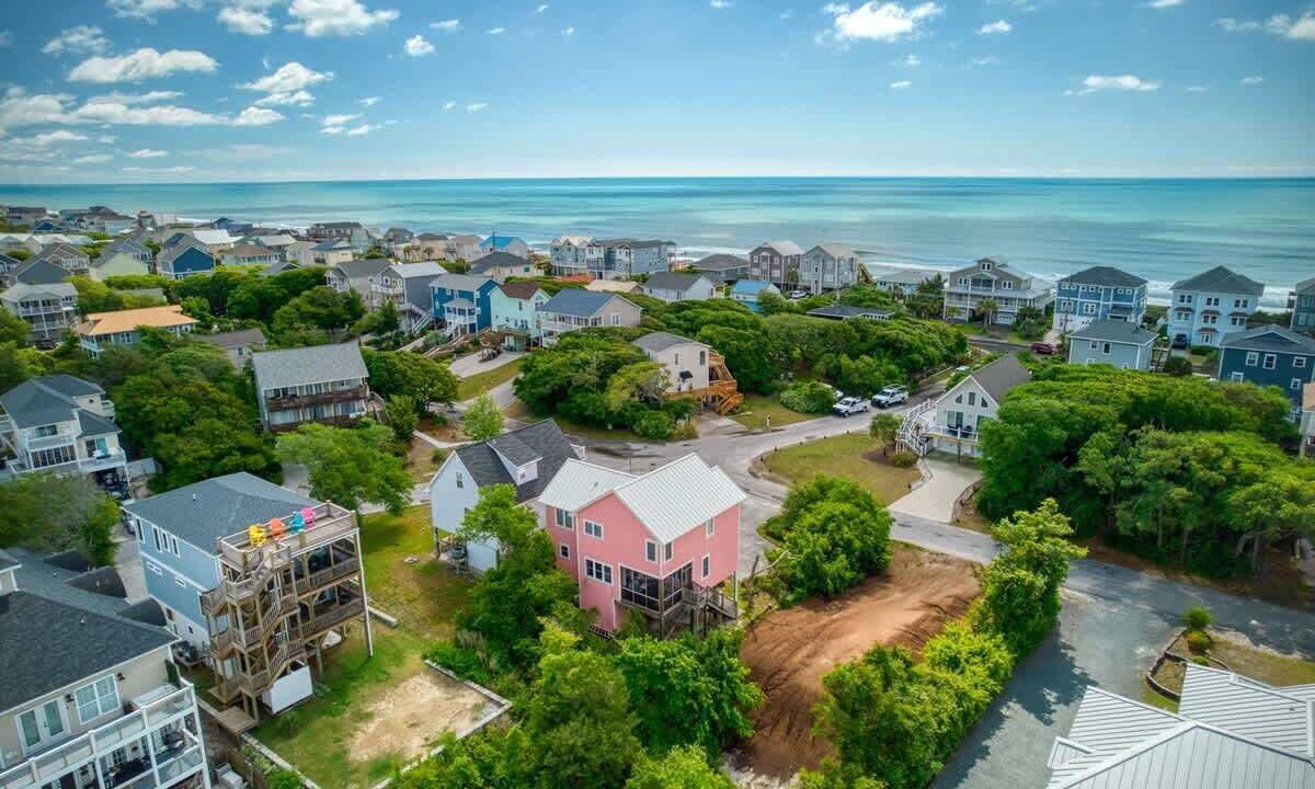 Photo of Others in Surf City