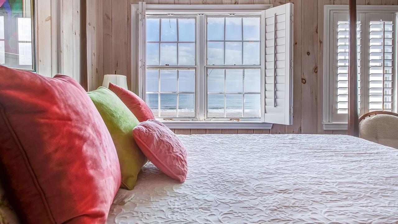 Photo of Bedroom in Debordieu Colony