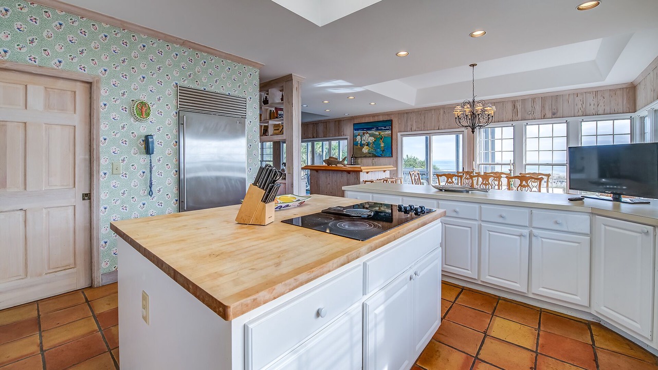 Photo of Kitchen in Debordieu Colony